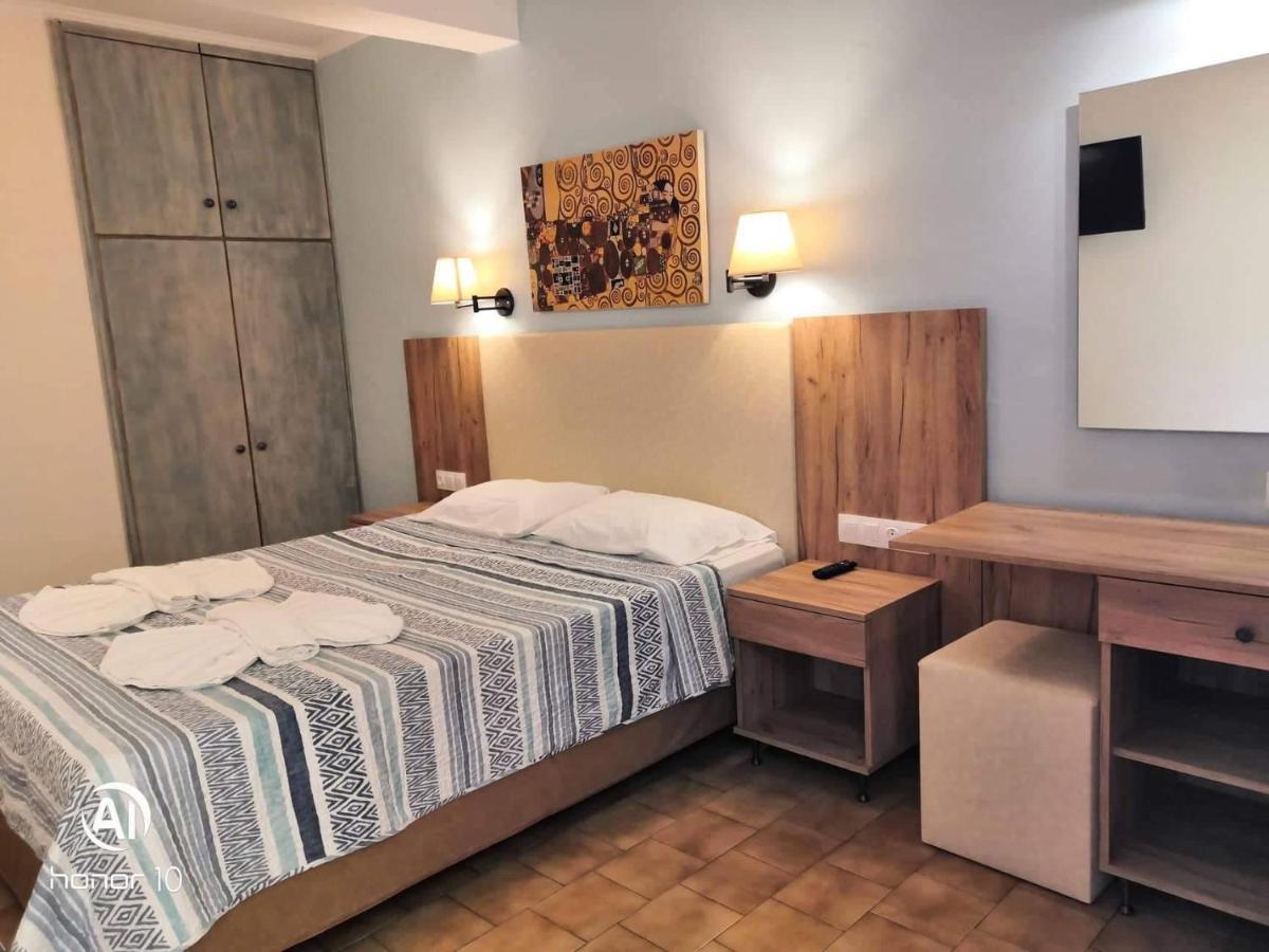 Hill Lofos Hotel Kassiopi Exterior foto